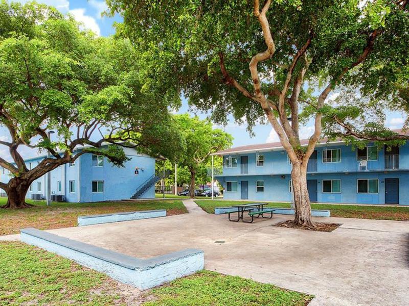 Broward Gardens