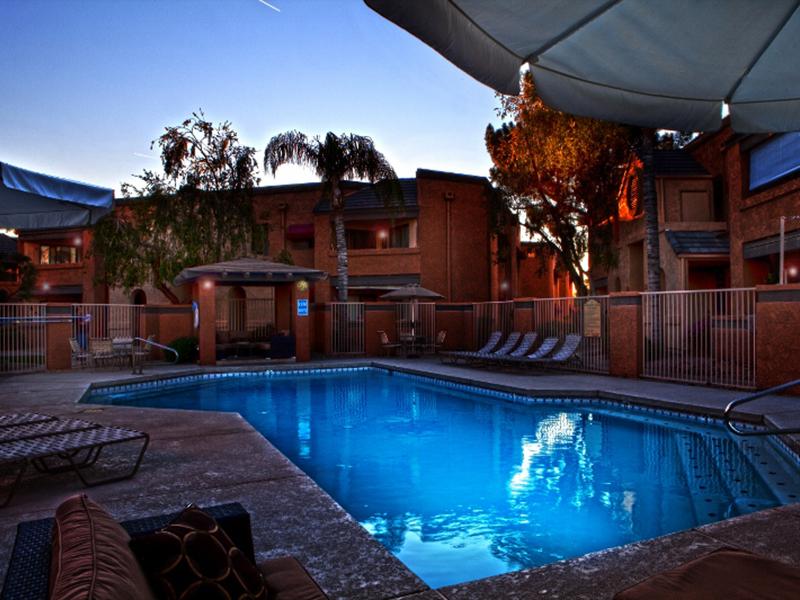 Val Vista Gardens