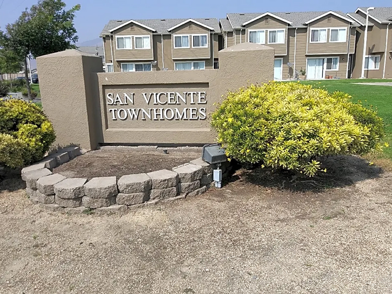 San Vicente Townhomes